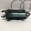 Pучка двери снаружи спереди справа 4A0837206A на Ауди 80/90/100/A4/A6 B3, B4, C4, B5