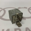Реле топливного насоса 171906383 на Volkswagen Passat B3
