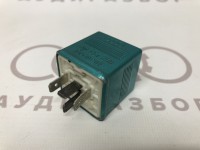 Реле для а/м с противоугонной сис- темой и иммобилайзером 4A0951258 на Ауди 80/100 B4, C4