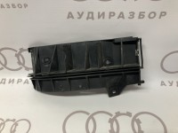 Направляющий профиль слева сзади VAG 8L0807377D на Ауди A3 8L