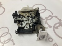 Замок дверной с дверным выключателем освещения справа VAG 8L1837016A на Ауди A3 8L