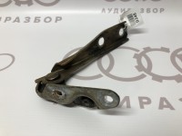 Петля крышки слева  VAG 8L0823301B на Ауди A3 8L