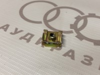 Гайка вставная VAG N90356203 на Ауди/Volkswagen 80/100/A3/A4/A6/Passat B4, C4, 8L, B5