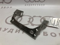 Кронштейн центральной консоли VAG 8D0863531A на Ауди/Volkswagen A4/Passat B5