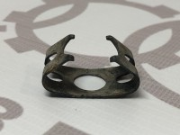 Пружинная защелка VAG 4D0611715B 171611715 на Ауди 80/90/100/A4/A6 B3, B4, C3, C4, B5, B6, C5