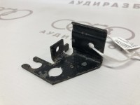 Кронштейн тормозного шланга VAG 8D0611797C на Ауди/Volkswagen A4/A6/Passat B5, C5