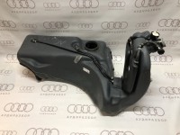 Бак, топливный VAG 8A0201075S 8A0201085 на Ауди 80 B4