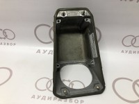 Крепеж рычага переключения  VAG 8D0711290B на Ауди/Volkswagen A4/A6/Passat B5, C5