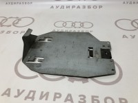 Пластина, промежуточная VAG 893906405B на Ауди 80 B4