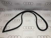 Уплотнитель двери внутри спереди слева справа VAG 8A0831721C на Ауди 80/90 B3, B4