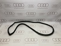 Уплотнитель двери внутри слева сзади VAG 893833721C на Ауди 80/90 B3, B4