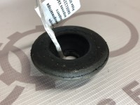 Опора амортизатора заднего верхняя VAG 8A0512335 на Ауди 80 B4