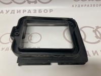 Впускной коллектор VAG 893819098B на Ауди 80/90 B3, B4