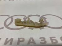 Пружинный зажим VAG 893862199A на Ауди 80/90 B3, B4