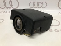 Облицовка нижняя часть VAG 893953516 на Ауди 80/90 B3