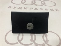 Крышка вещевого ящика VAG 893857131C 893857131G на Ауди 80/90 B3, B4