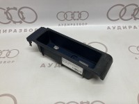 Вещевое отдел. для цент. конс VAG 4B0863300B на Ауди A6 C5
