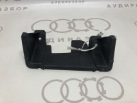 Уголок, крепежный VAG 4A0945568 на Ауди 100/A6 C4