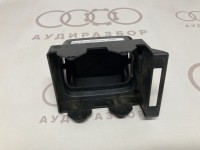 Корпус дефлектора слева VAG 893820901A на Ауди 80/90 B3, B4