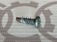 Винт с плоской головкой с двухзаходной резьбой VAG N90424401 на Ауди 80/100/A6 B4, C4