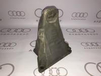 Кронштейн двигателя правый 8A0199308 на Ауди 80 8C2, B4