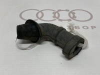 Насадка/наконечник слева сзади VAG 893877241 на Ауди 80/90 B3, B4