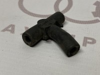 Tройник Т-образной формы VAG 447711758 на Ауди 80/90/100/A4/A6 B3, B4, C3, C4, B5, B2