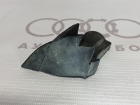 Уплотнитель правый передний VAG 893837176 на Ауди 80/90 B3, B4