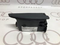 Пепельница справа сзади VAG 4A0857406 на Ауди 100/A6 C4