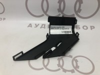 Крышка правая VAG 4B0971839A на Ауди A6 C5