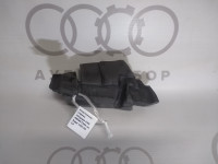 Уплотнение справа спереди VAG 4A0867368 на Ауди 100/A6 C4
