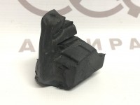 Уплотнитель справа спереди VAG 4B0867416 на Ауди A6 C5