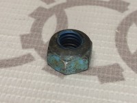 Гайка шестигранная самоконтрящаяся   VAG N0111849 на Ауди 80/90/100/A4/A6 B3, B4, C3, C4, B5