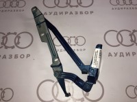 Петля крышки багажника правая 4A5827302E на Ауди 100/A6 4A2, C4, 4A2