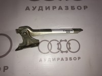 Петля капота правая VAG 893823302A на Ауди 80/90 B3, B4