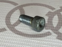 Болт с внутренним шестигранником VAG N01470213 на Ауди 80/100/A4/A6 B4, C4, B5, C5