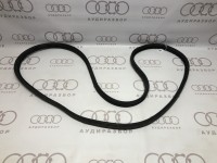 Уплотнитель крышки багажника VAG 4A5827705 на Ауди 100/A6 C4