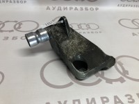 Кронштейн двигателя передний VAG 4A0199343 на Ауди 100/A6 C4