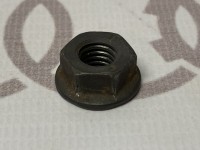 Шестигранная гайка с буртиком VAG N01508315 N01508311 на Ауди 80/100 B4, C4