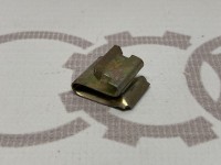 Скоба дефлектора VAG 4A1820951 на Ауди 100/A6 C4