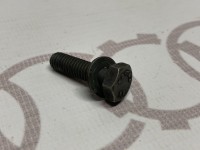 Болт с шестигранной головкой VAG N0102228 на Ауди 80/90/100/A4/A6 B3, B4, C3, C4, B5, B2