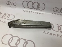 Кронштейн крепления крыла правый VAG 4A0821138 на Ауди 100 C4