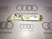 Кронштейн фары правый 4A0805606B на Ауди 100/A6 4A2, C4
