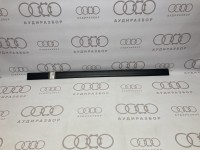Защитный молдинг двери спереди слева средний VAG 4A0853951 на Ауди 100 C4