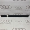 Защитный молдинг двери сзади слева нижний 4A0853969 на Ауди 100/A6 C4