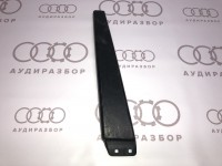Накладка центральной стойки правая 893853302G на Ауди 80/90 893, 89Q, 8A2, B3, 8C2, B4