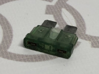 Предохранитель 30A зелёный VAG N01713124 N01713115 на Ауди 80/90/100/A4/A6 B3, B4, C4, B5