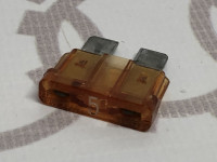 Предохранитель 5A светло-коричневый  VAG N01713116 на Ауди 80/90/100/A4/A6 B3, B4, C4, B5