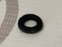 Уплотнительное кольцо кнопки щитка приборов  VAG на Ауди 80/90 B3, B4
