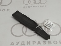 Уплотнение дверной обивки справа VAG 893839166 на Ауди 80/90 B3, B4